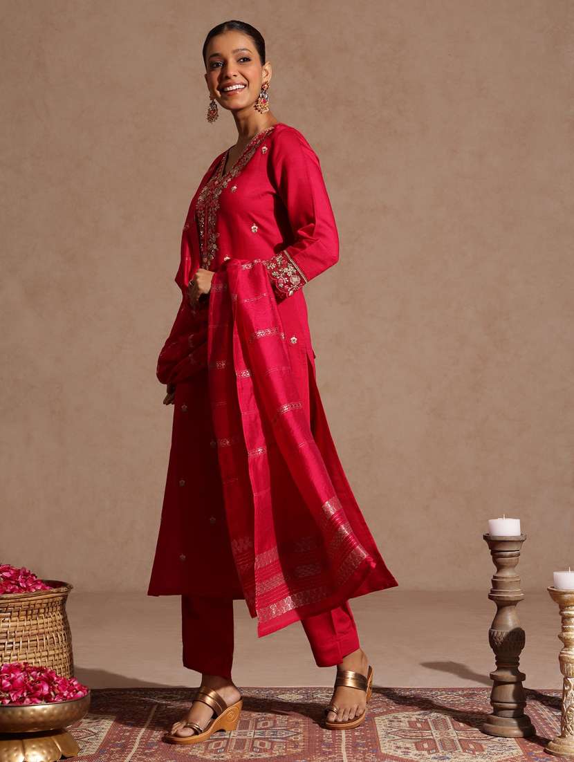 women pink kurta dupatta set - 22439945 -  Standard Image - 3