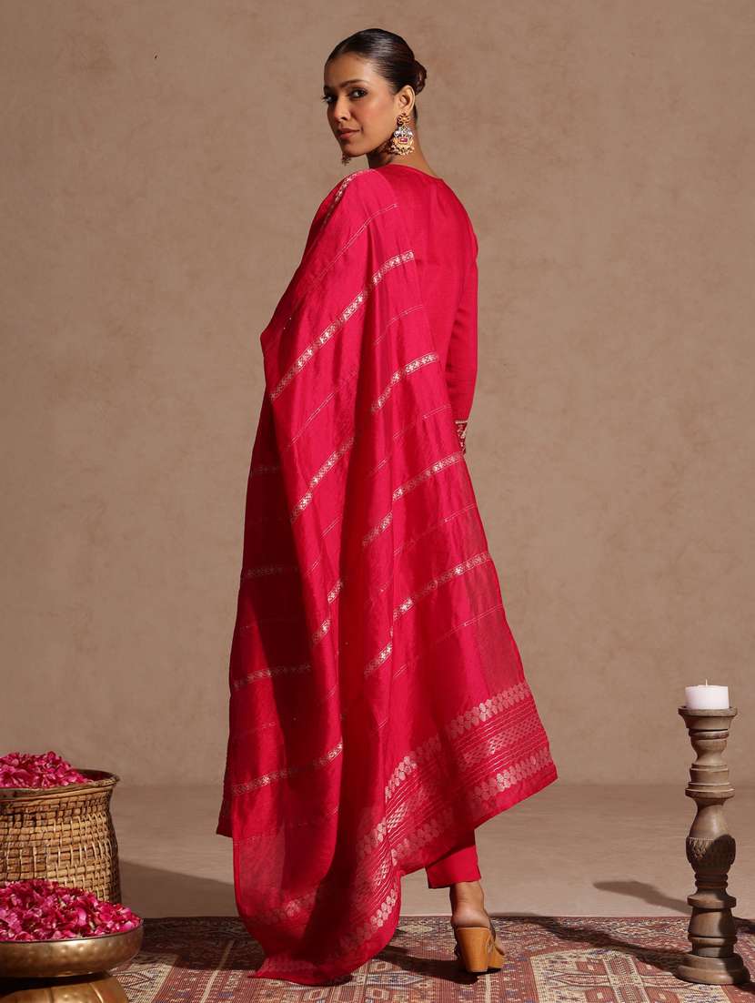 women pink kurta dupatta set - 22439945 -  Standard Image - 5
