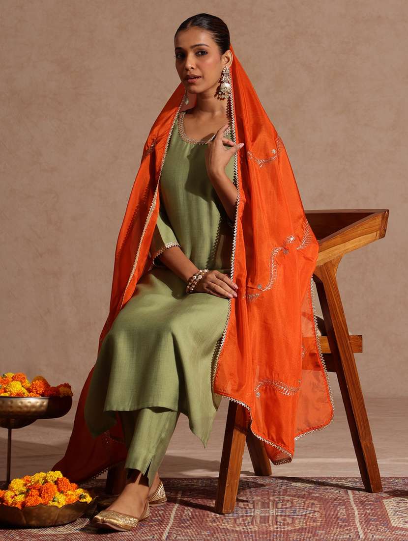 women green kurta dupatta set - 22439953 -  Standard Image - 3