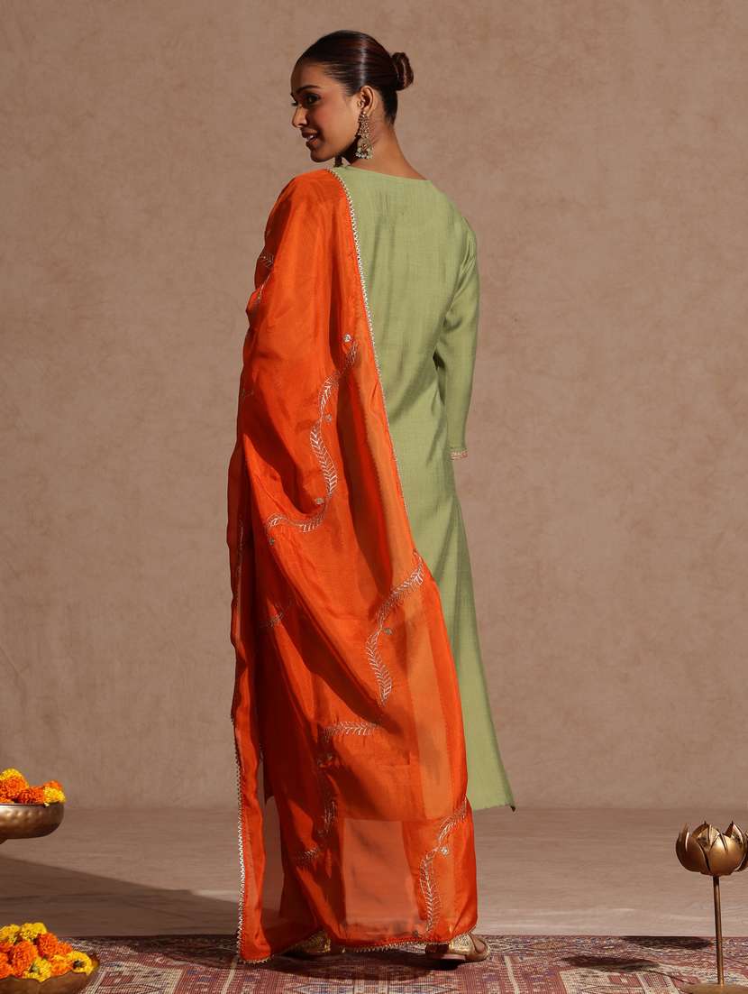 women green kurta dupatta set - 22439953 -  Standard Image - 5