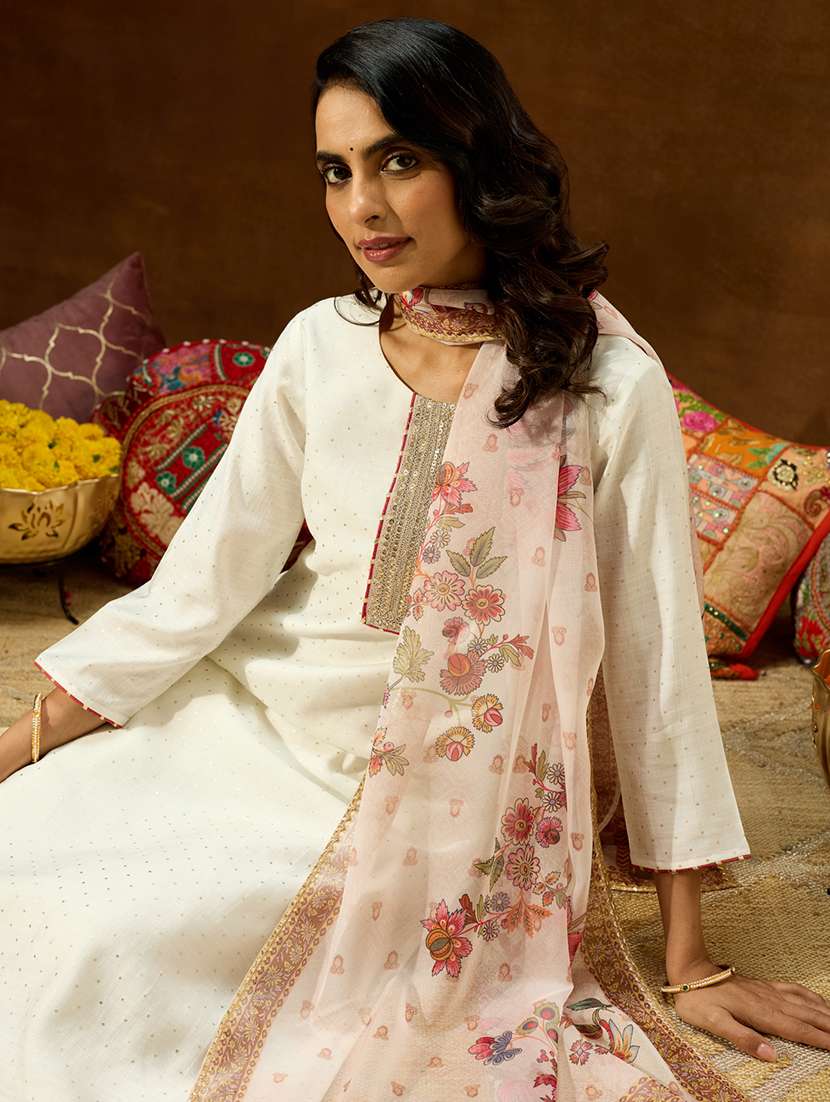 women off white kurta dupatta set - 22439963 -  Standard Image - 5