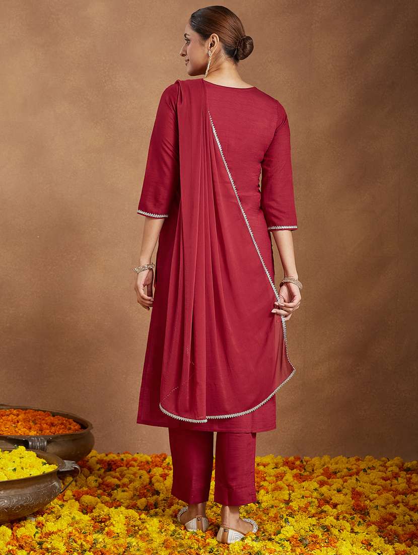 women maroon kurta dupatta set - 22439972 -  Standard Image - 5