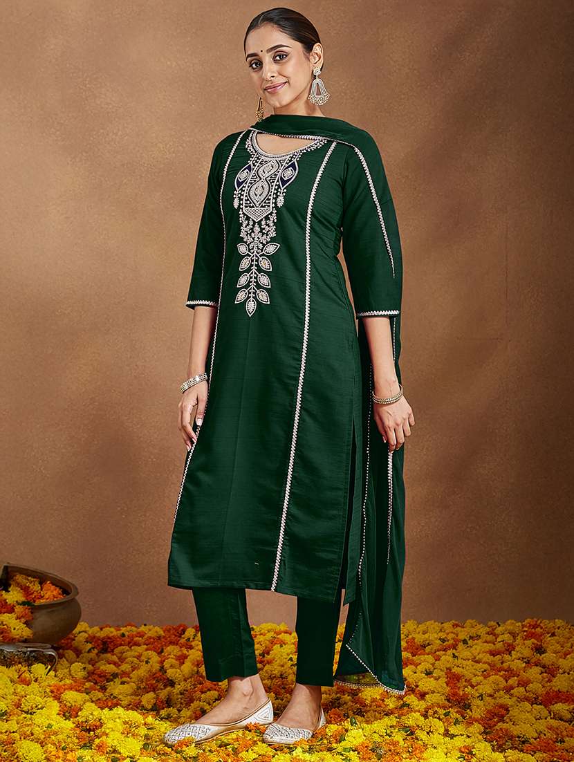 Women Bottle Green Kurta Dupatta Set - 22439974 -  Standard Image - 3