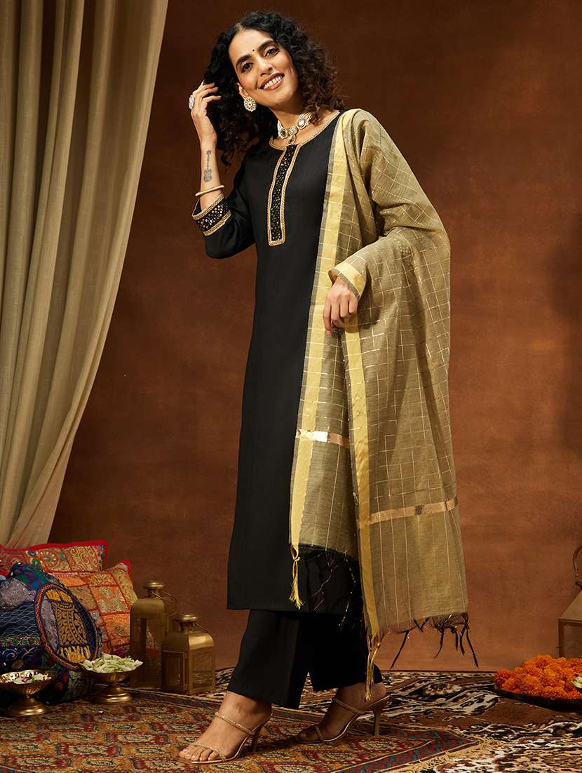 Women Black Kurta Dupatta Set - 22439982 -  Standard Image - 3