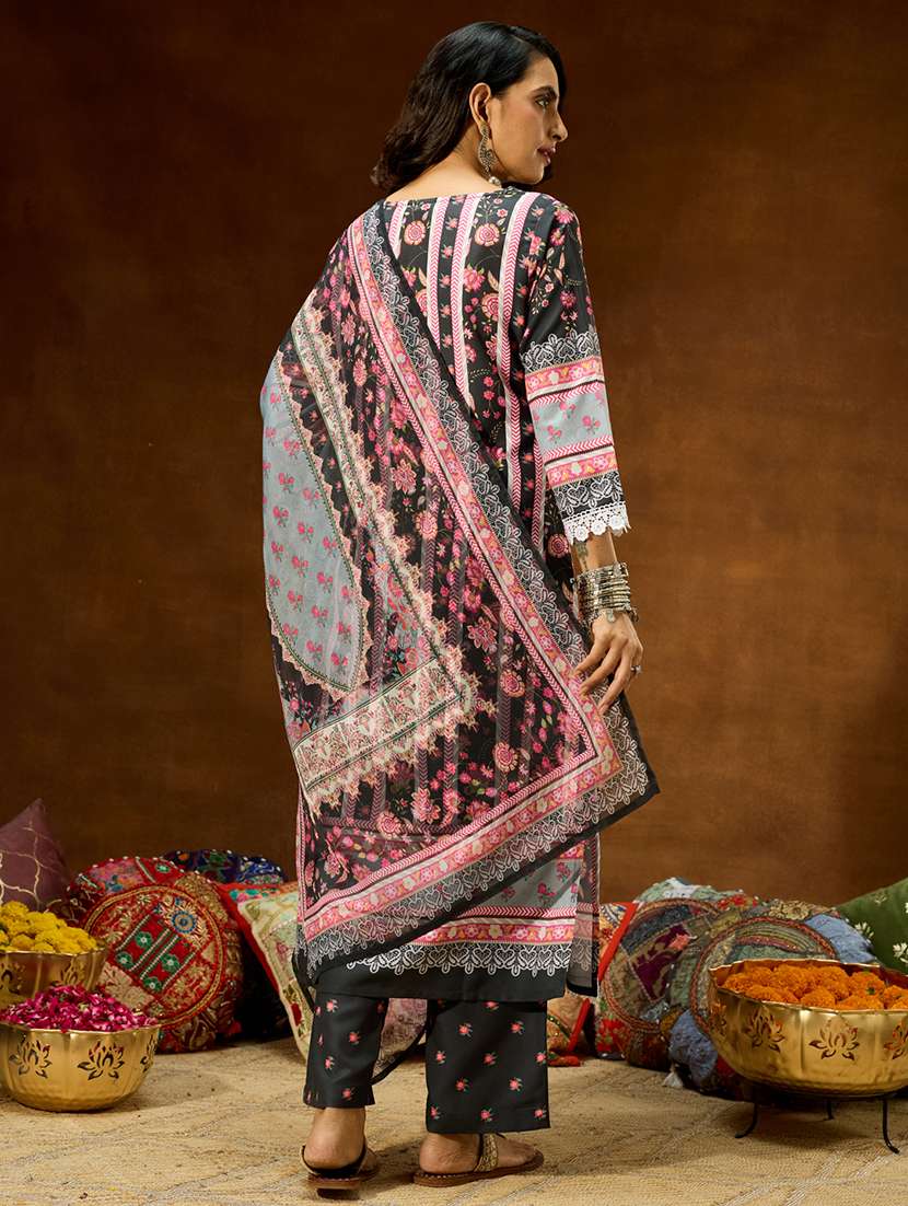 women black kurta dupatta set - 22439986 -  Standard Image - 5