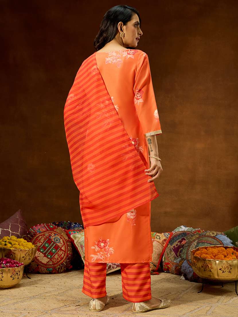 women orange kurta dupatta set - 22439987 -  Standard Image - 5