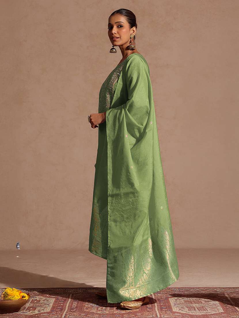 women green kurta dupatta set - 22440038 -  Standard Image - 3