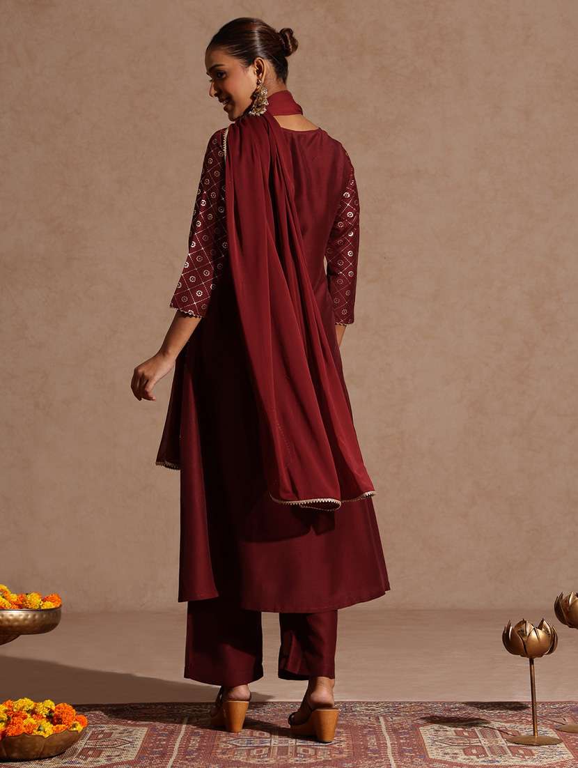 women maroon kurta dupatta set - 22440045 -  Standard Image - 5