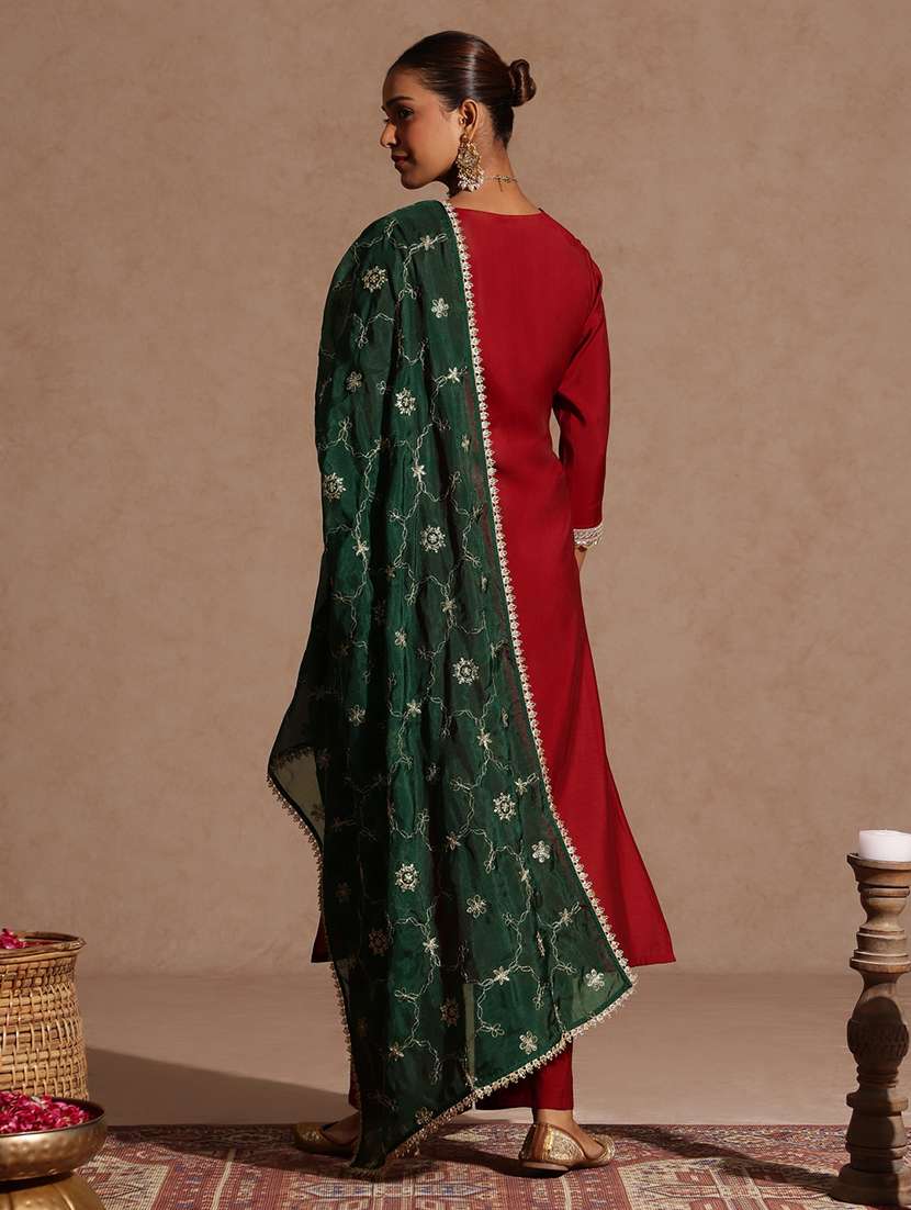 women embroidered three quarter sleeve kurta pant with dupatta set - 22440054 -  Standard Image - 5