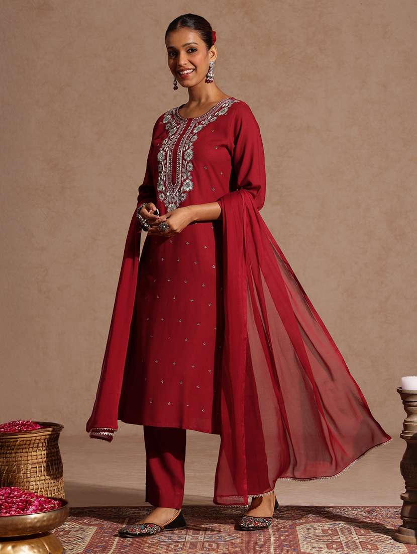 women maroon kurta dupatta set - 22440055 -  Standard Image - 3