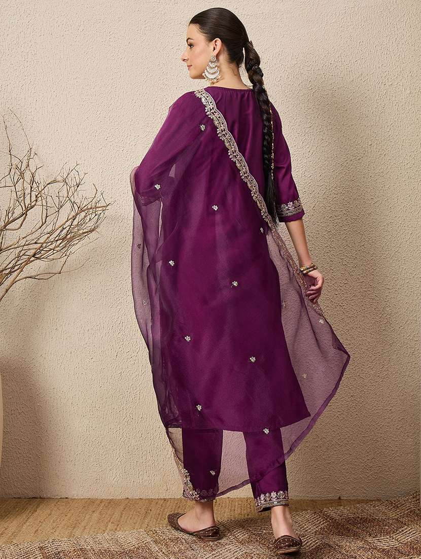 Women Purple Kurta Dupatta Set - 22440174 -  Standard Image - 3