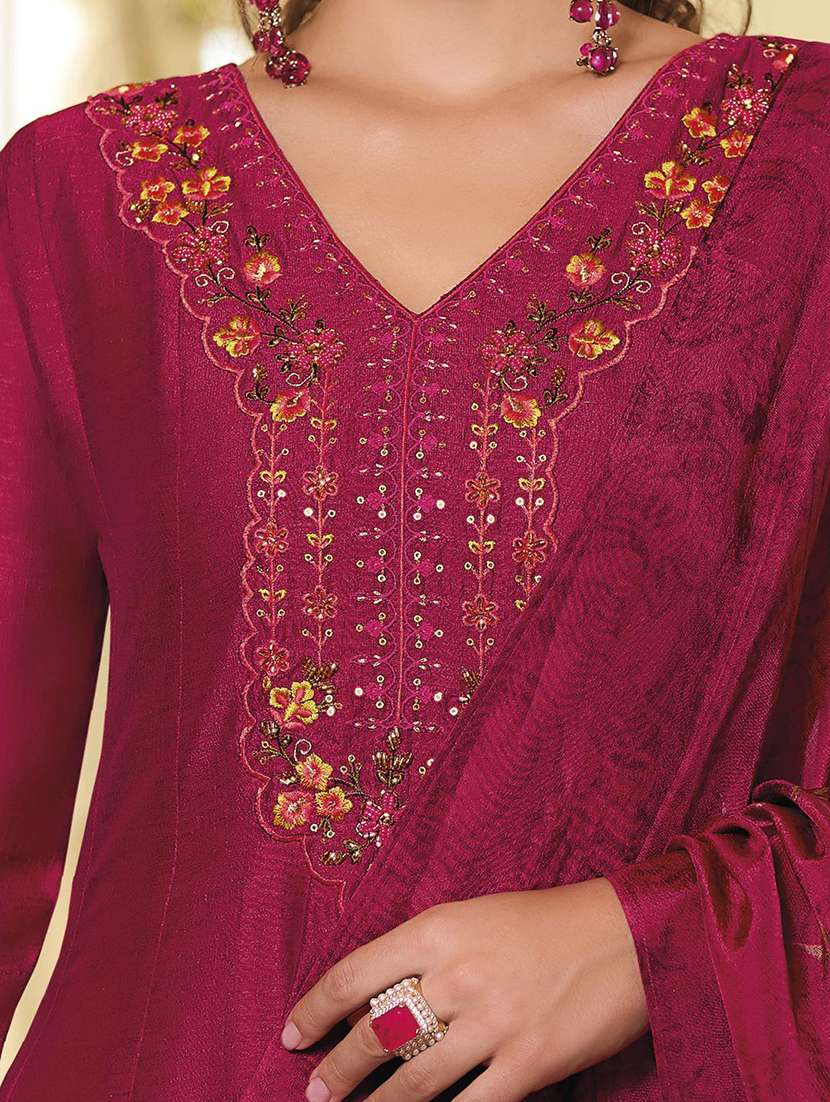 women pink kurta dupatta set - 22440208 -  Standard Image - 3
