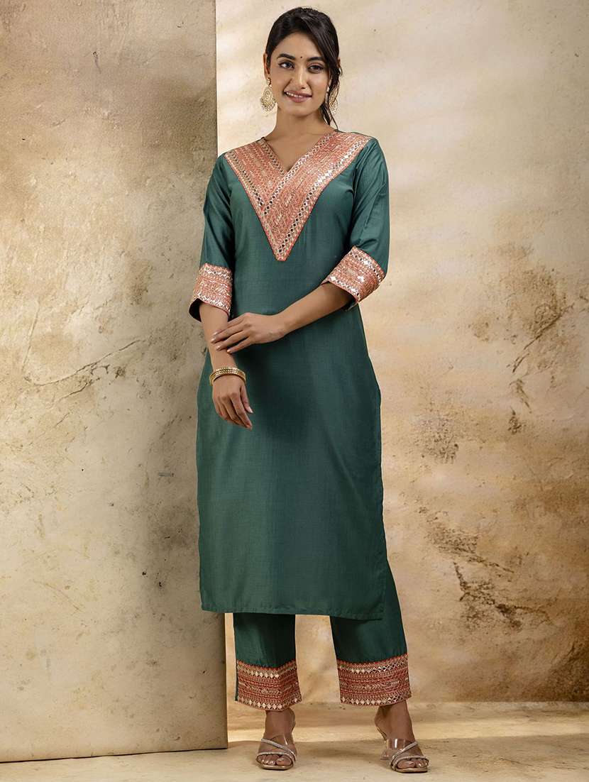 women green kurta dupatta set