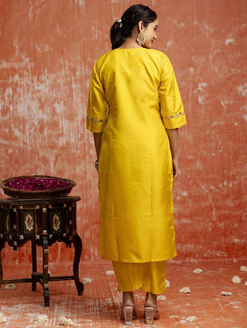 Women Yellow Kurta Dupatta Set - 22440244 -  Standard Image - 3