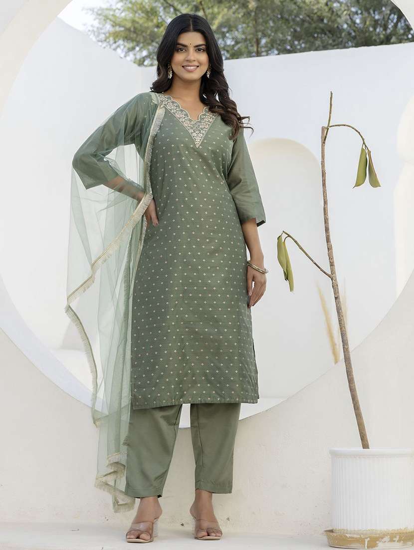 women self design green kurta dupatta set