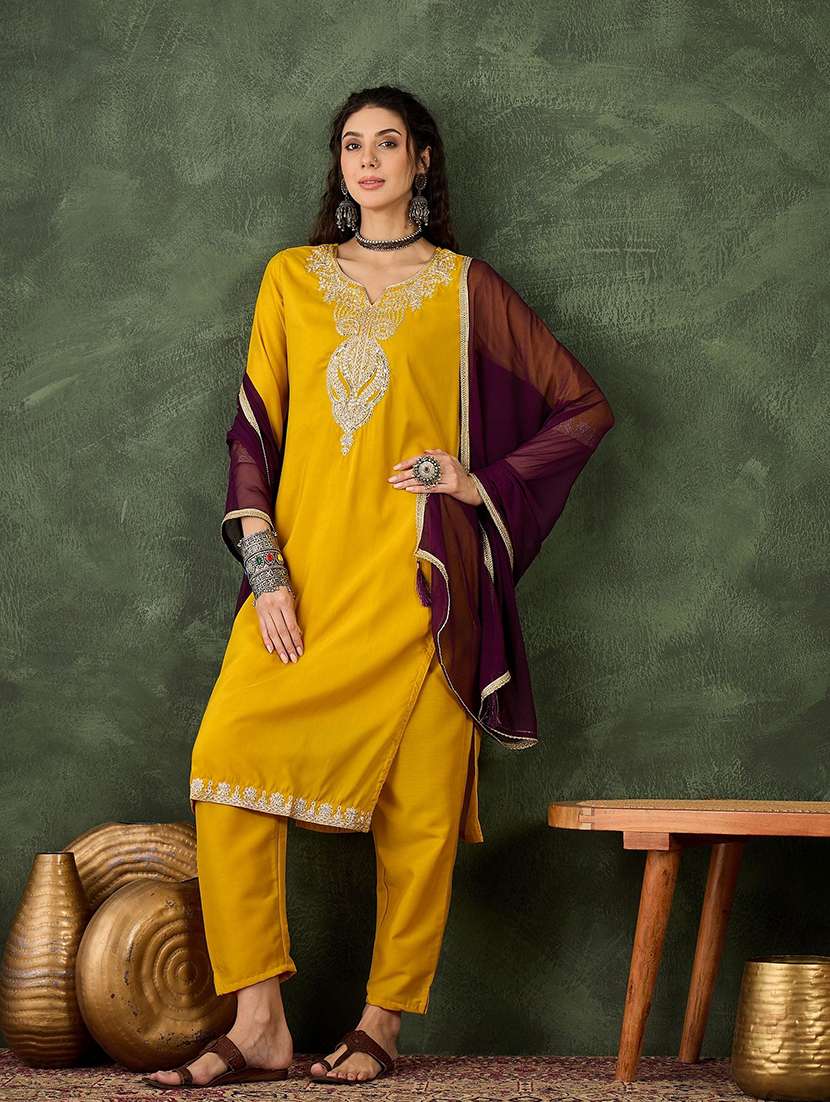 women solid with work three quarter sleeve kurta pant with dupatta set