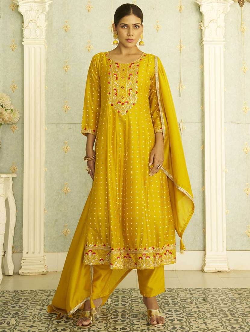 women yellow kurta dupatta set