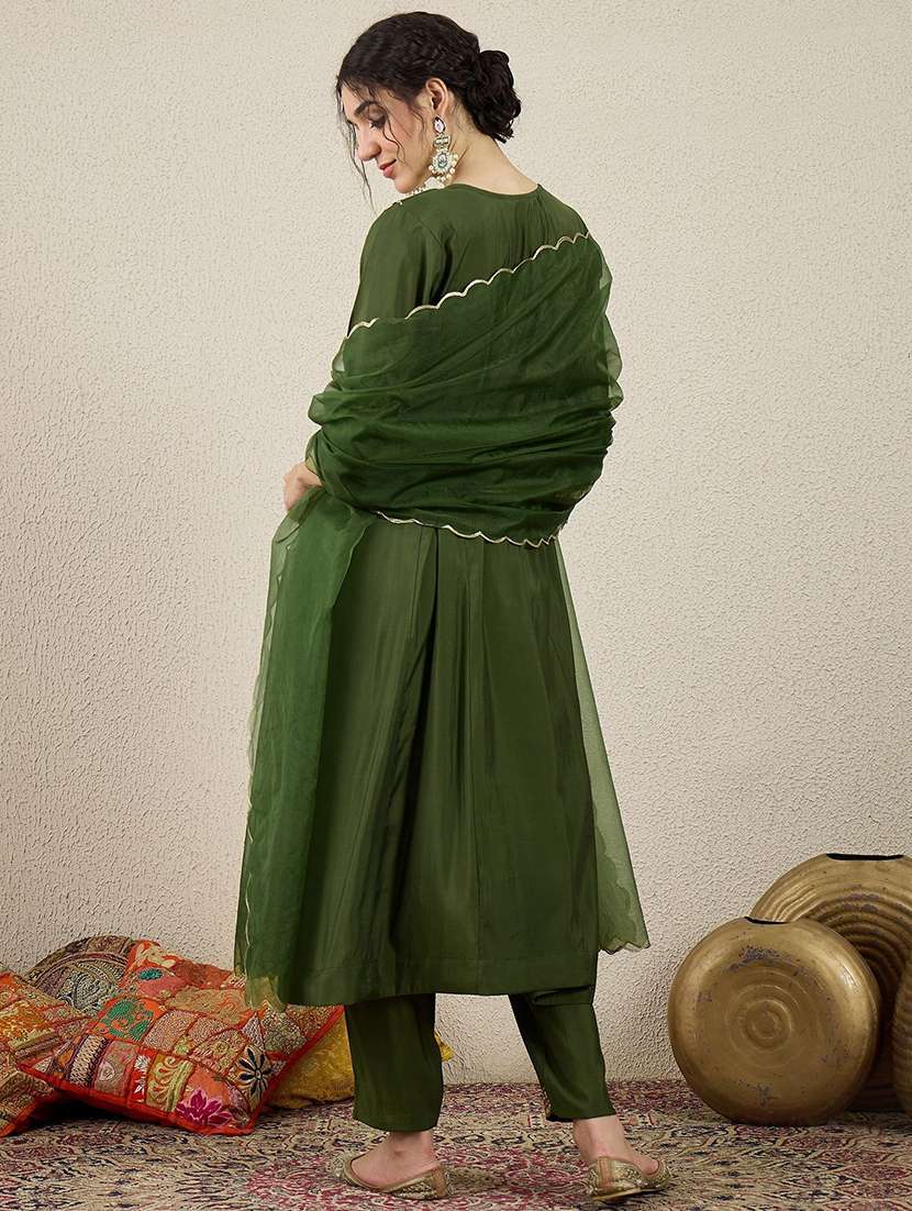 Women Green Kurta Dupatta Set - 22440371 -  Standard Image - 3