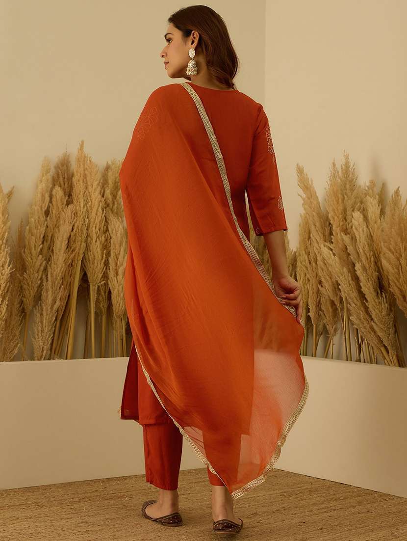 Women Self Design Orange Kurta Dupatta Set - 22440385 -  Standard Image - 3
