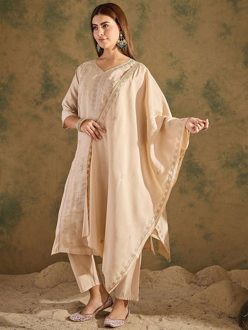 women beige kurta dupatta set