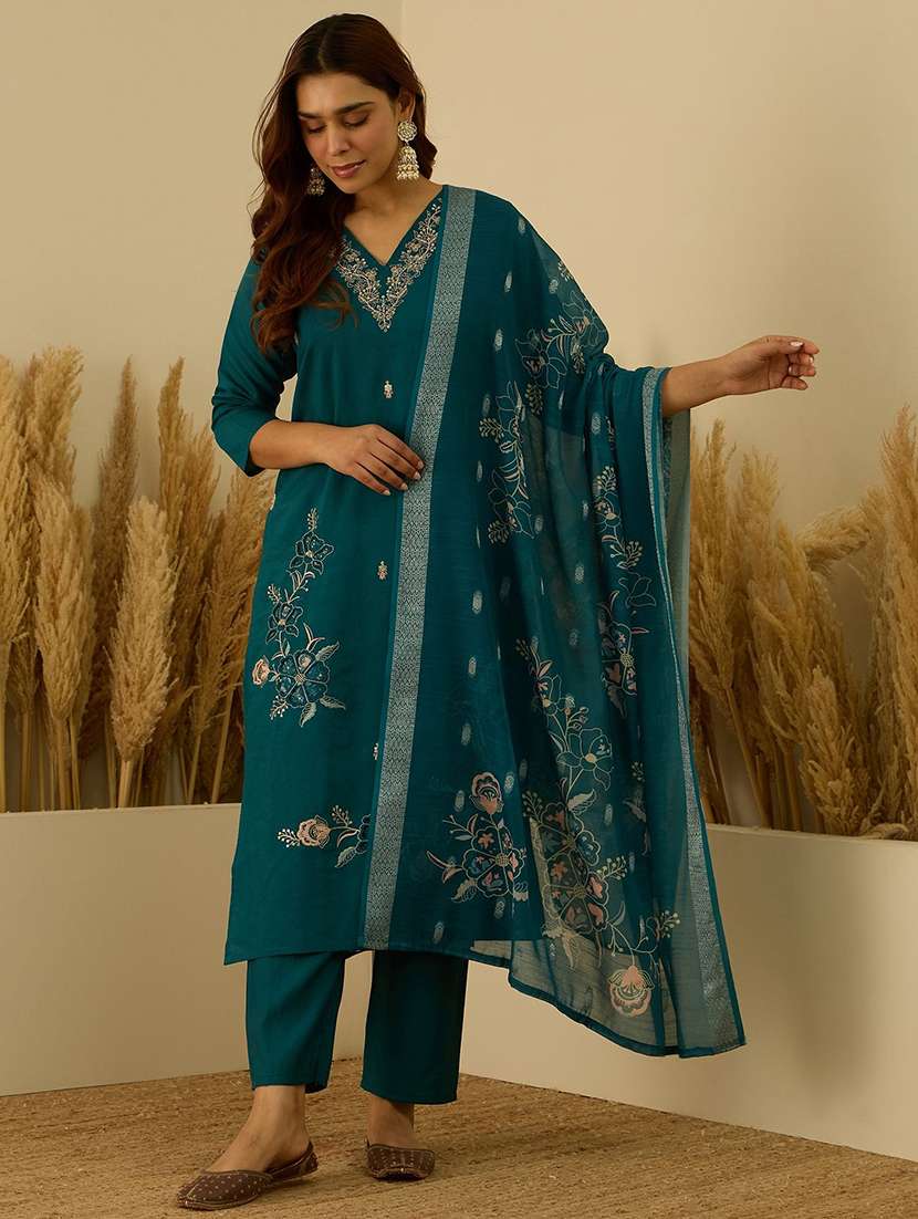 women green kurta dupatta set
