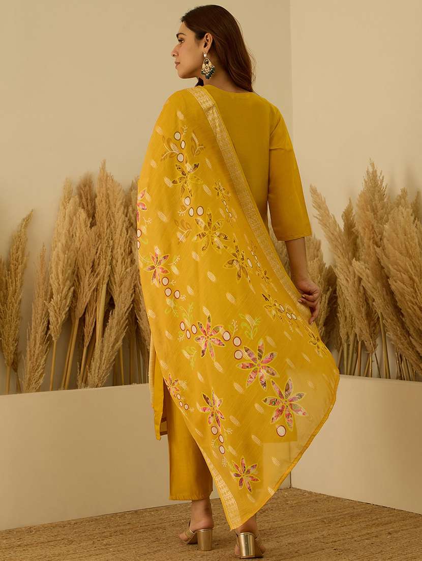 women self design yellow kurta dupatta set - 22440398 -  Standard Image - 3