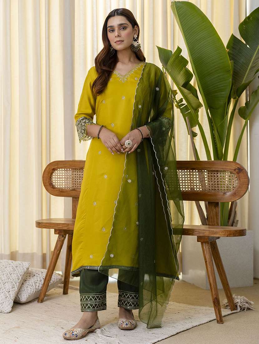 women yellow kurta dupatta set