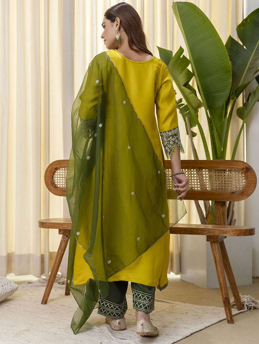 women yellow kurta dupatta set - 22440405 -  Standard Image - 3