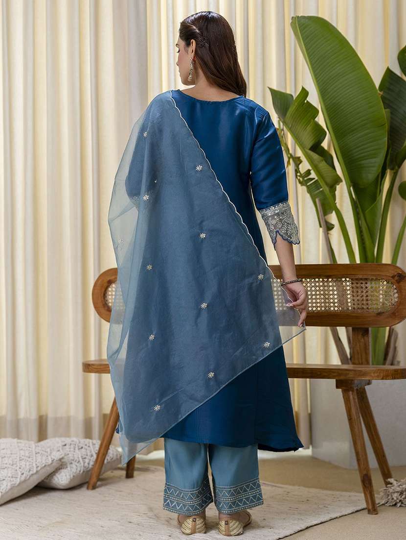 women self design blue kurta dupatta set - 22440406 -  Standard Image - 3