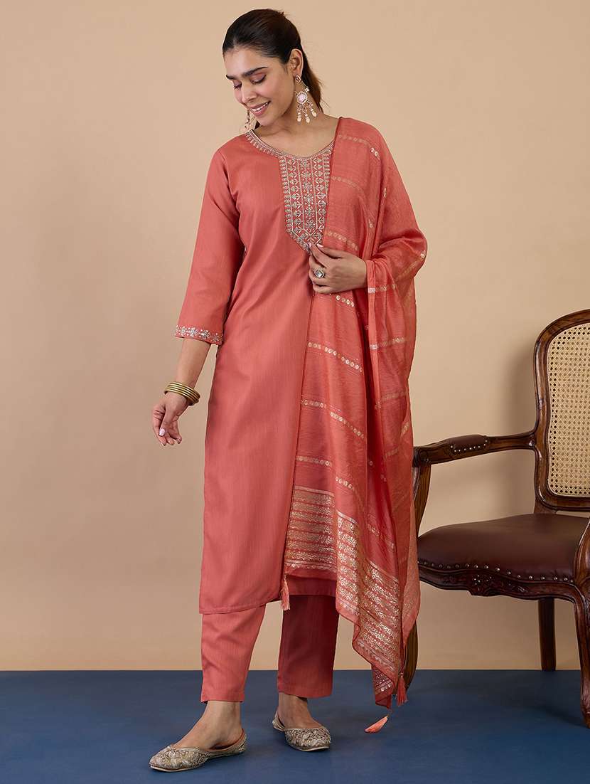 women solid with work three quarter sleeve kurta pant with dupatta set