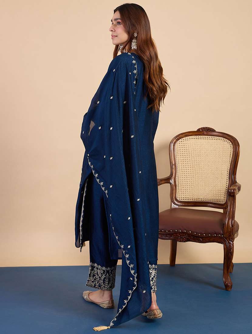 women blue kurta dupatta set - 22440447 -  Standard Image - 3
