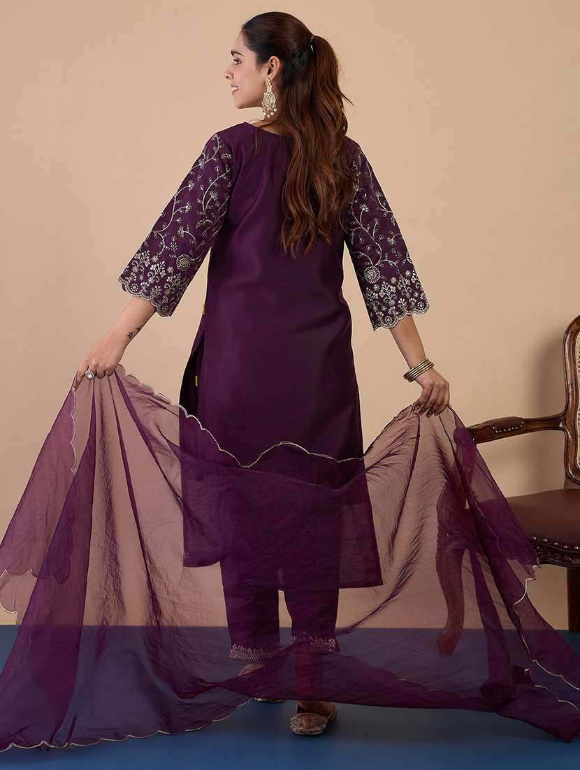 women purple kurta dupatta set - 22440458 -  Standard Image - 3