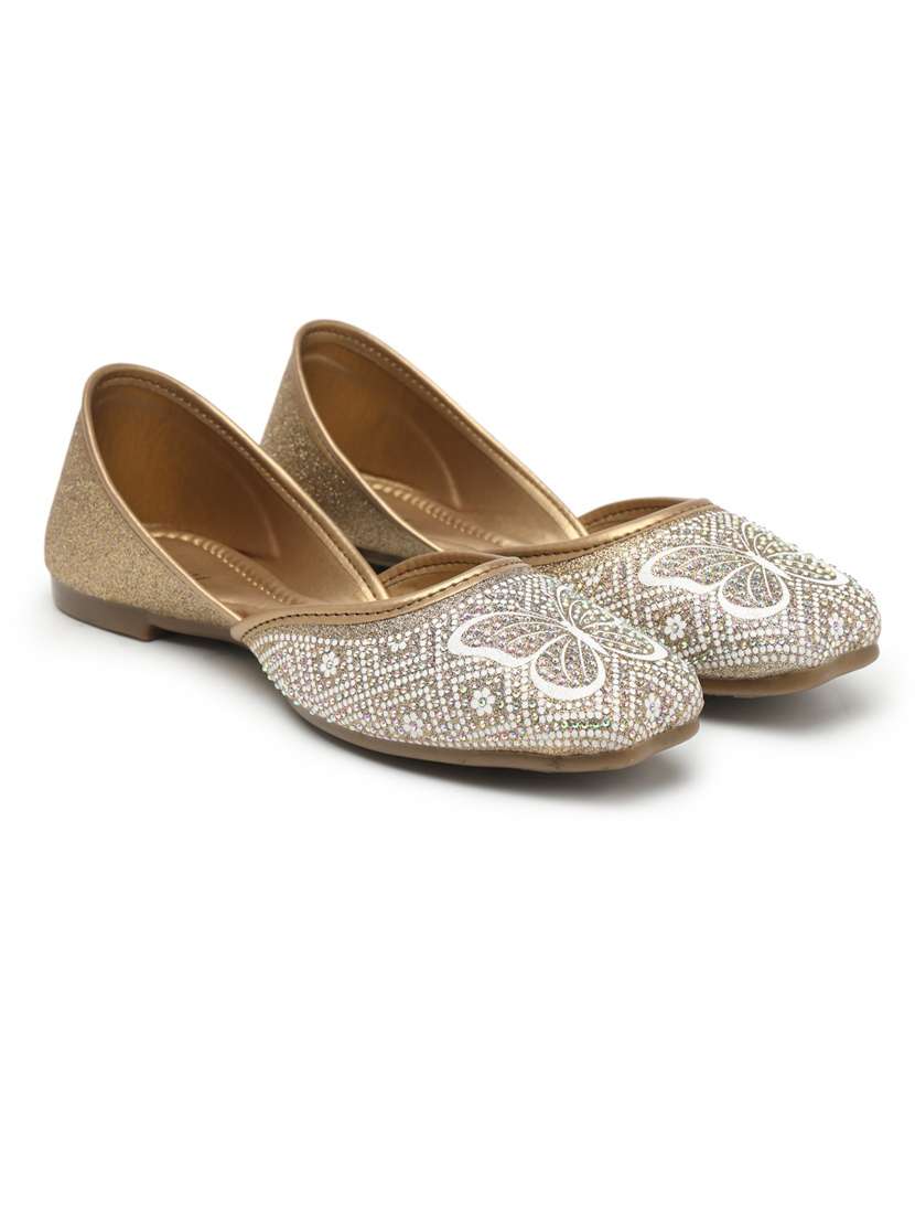 women embellished slip on mojari - 22440684 -  Standard Image - 3