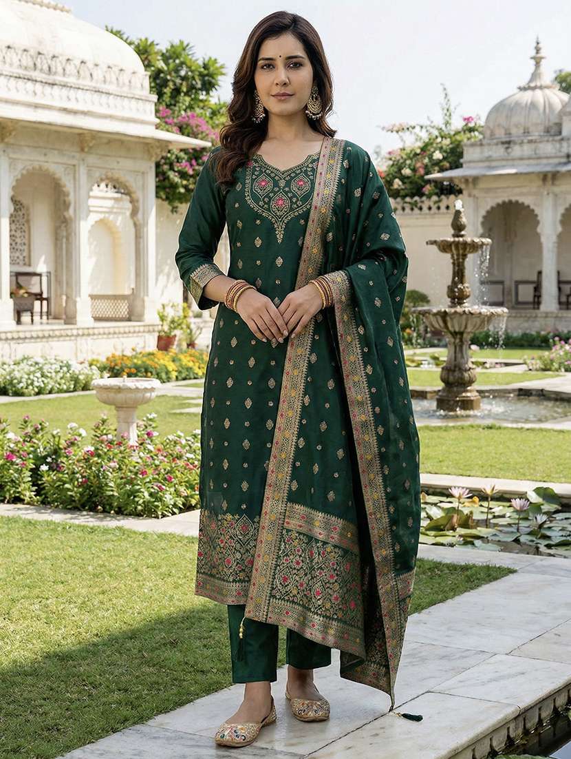 women self design three quarter sleeve kurta pant with dupatta set