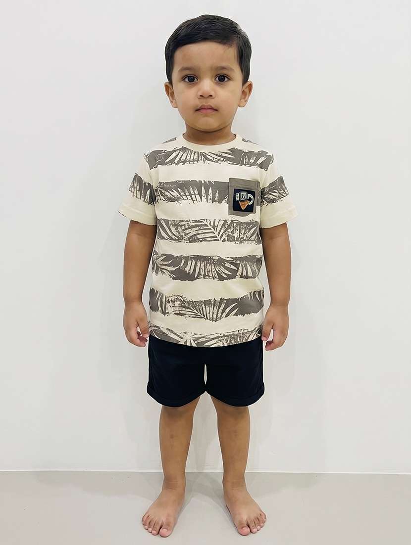 boys printed short sleeves regular fit t-shirt - 22441020 -  Standard Image - 5