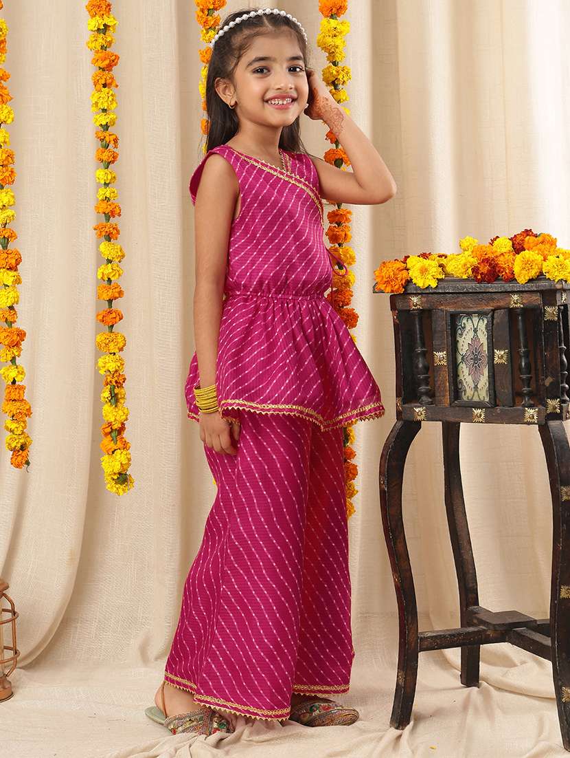 girl  magenta cotton blend kurta palazzo set suit set - 22441078 -  Standard Image - 5