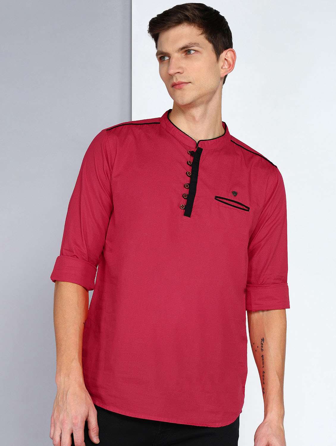 men solid mandarin neck short kurta