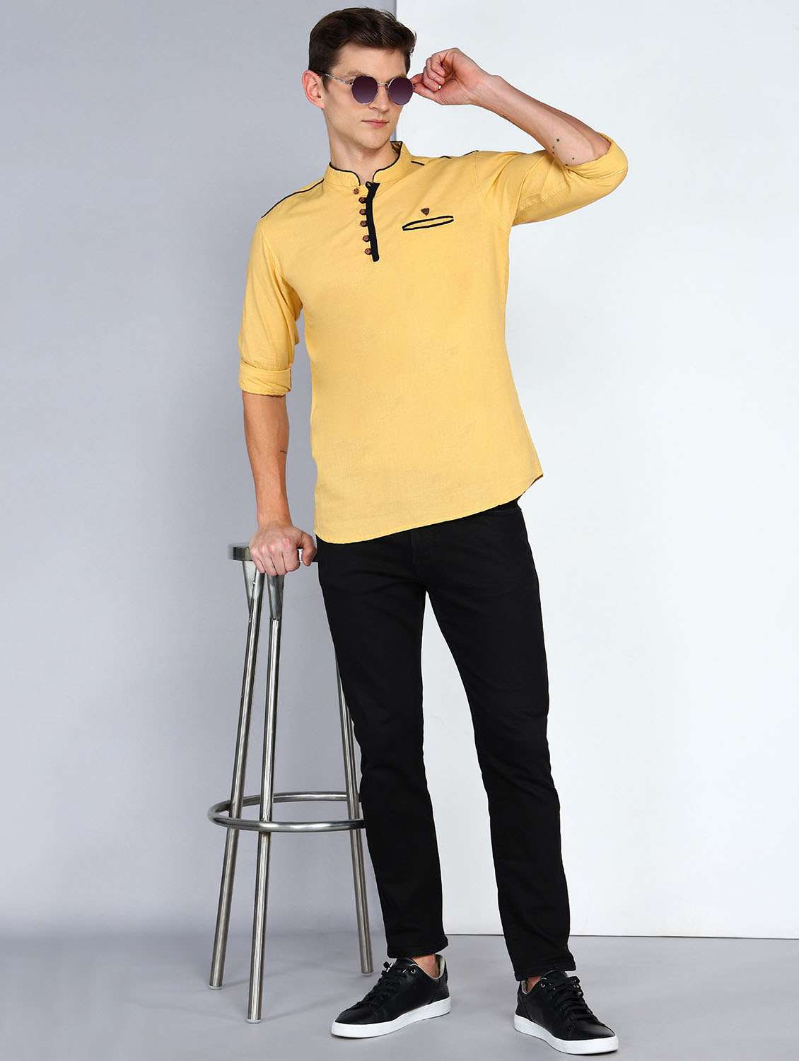 men solid mandarin neck short kurta - 22441452 -  Standard Image - 5