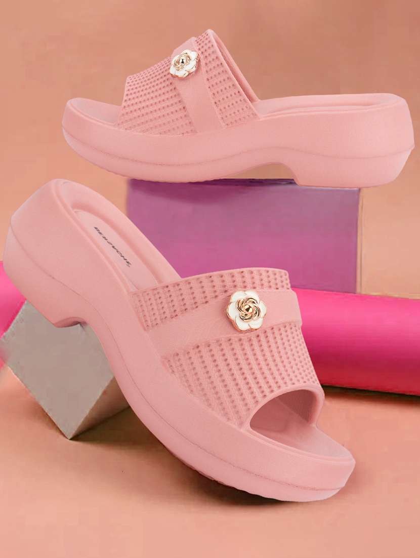 women peach slip on sandal