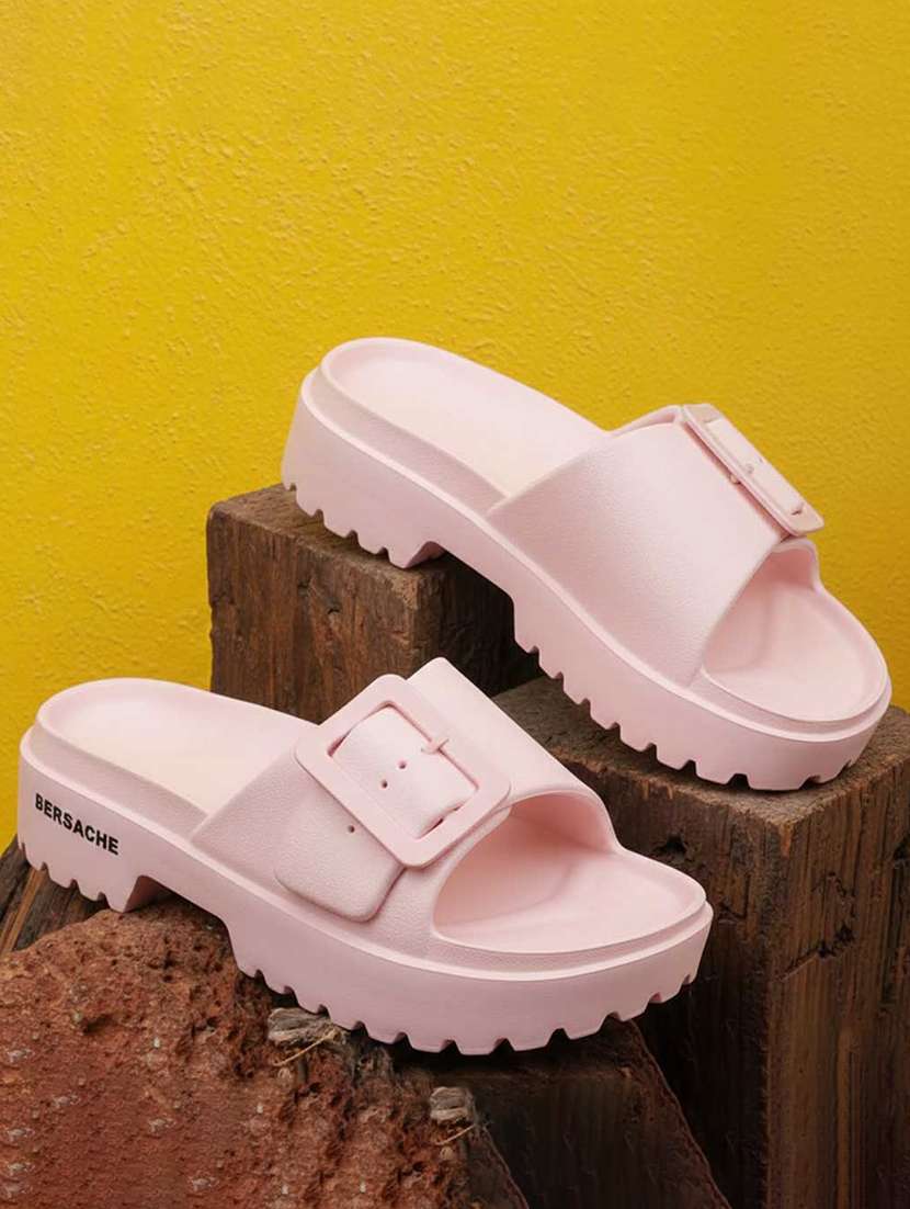 women peach slip on sandal