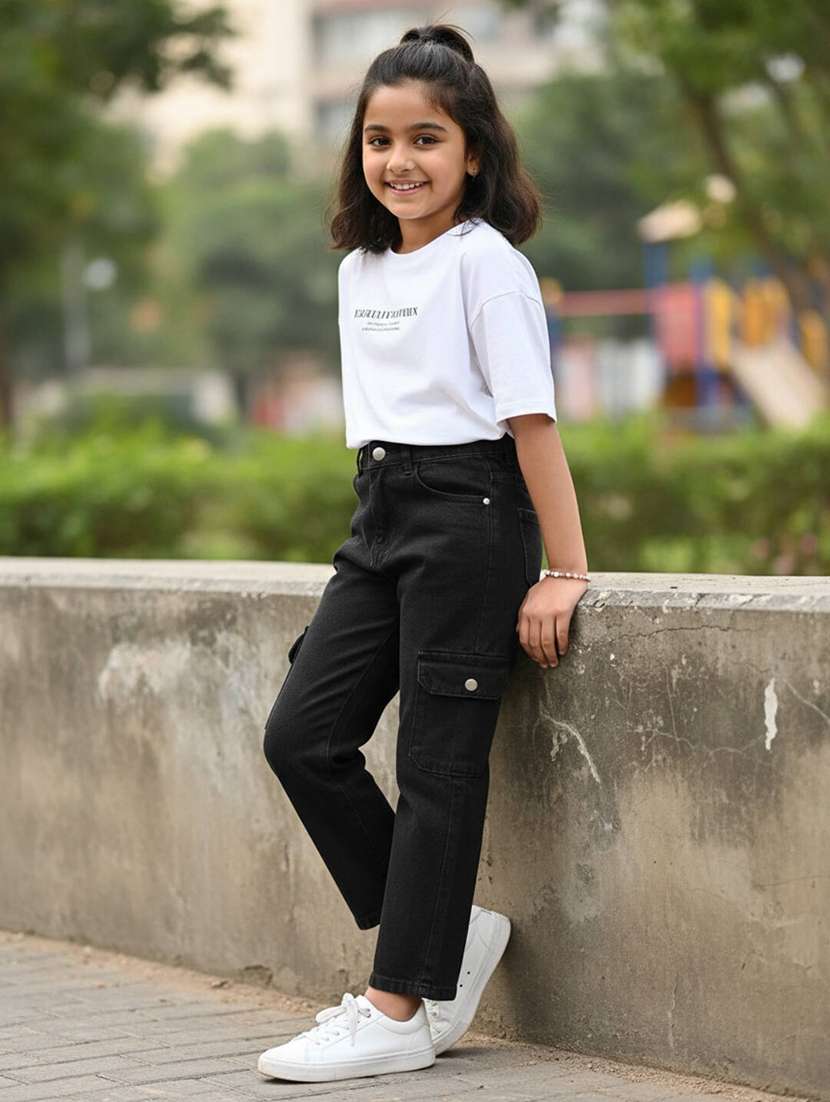 girls plain mid rise regular fit cargo