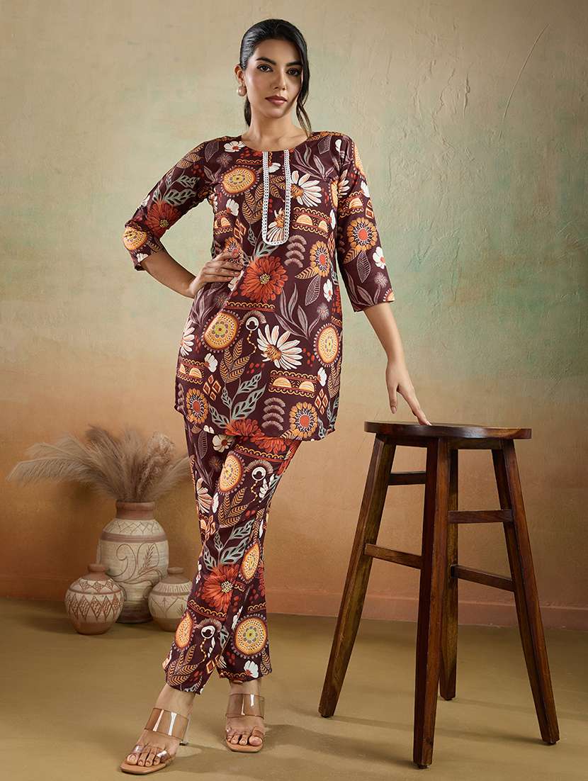 women brown kurta pant set