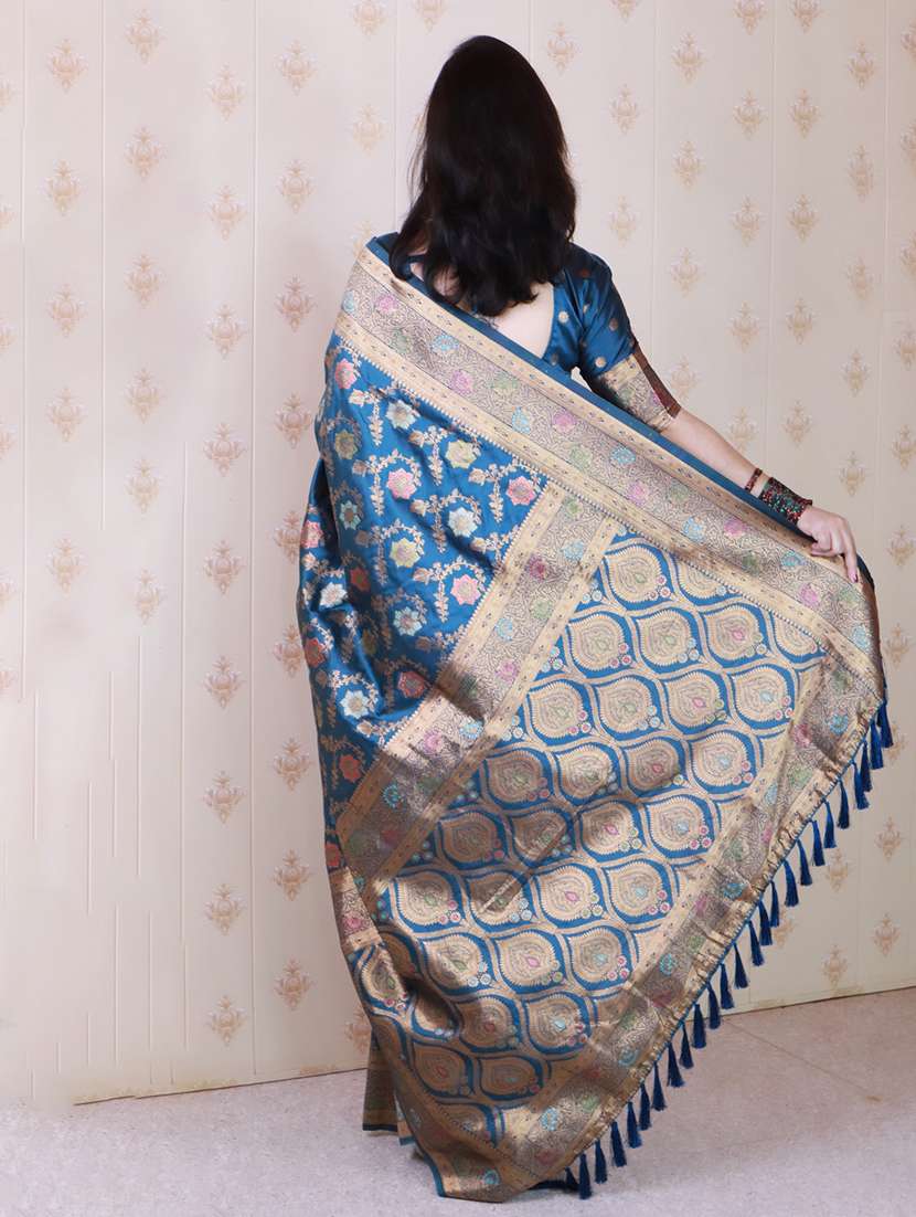 women self design banarasi saree with blouse - 22442974 -  Standard Image - 3