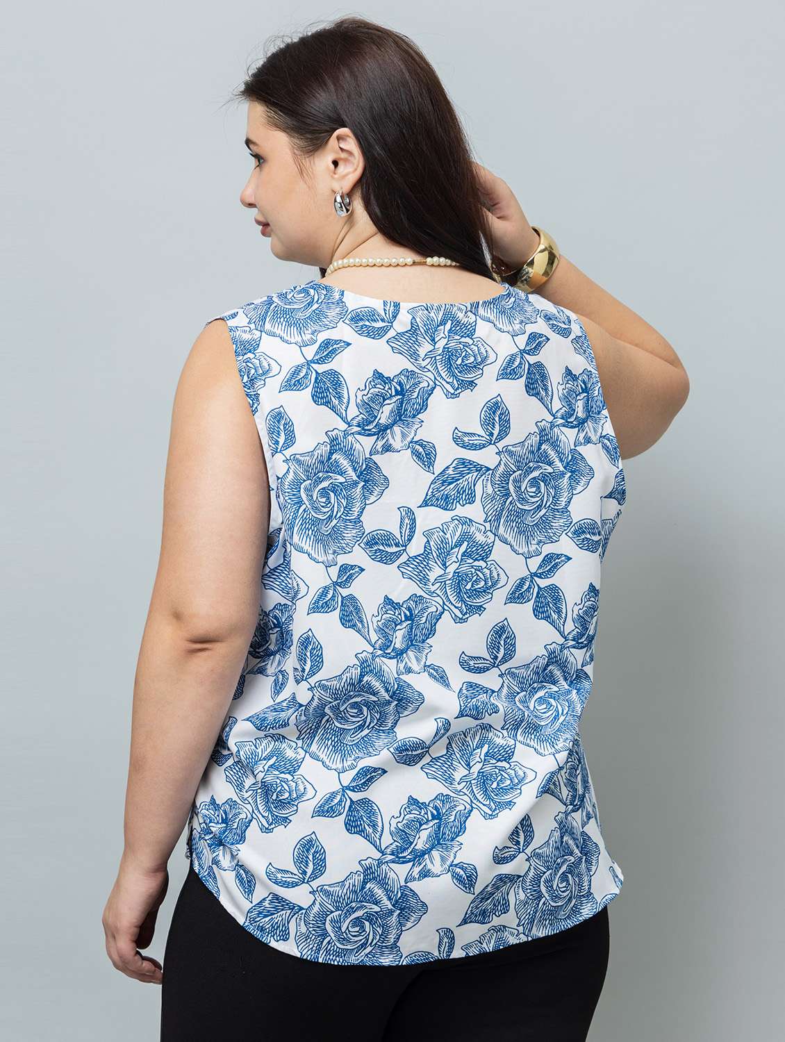Women Plus Size Pinted Sleeveless Top - 22443578 -  Standard Image - 3