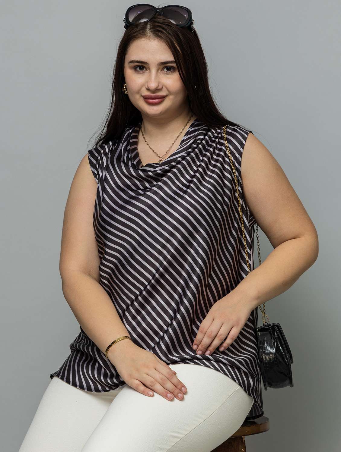 women plus size pinted sleeveless top - 22443584 -  Standard Image - 5
