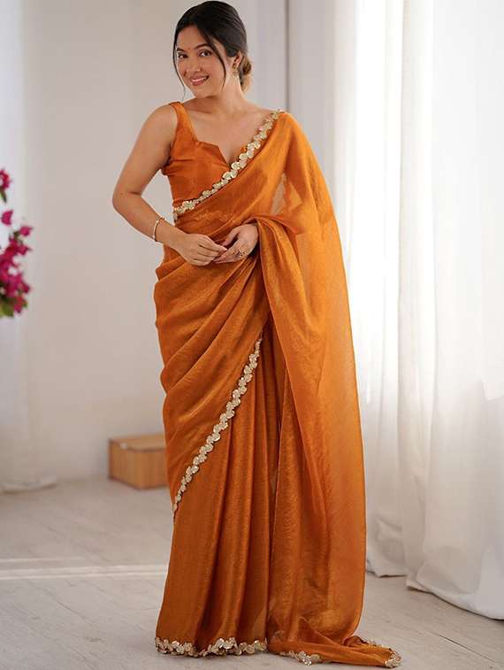 women solid with bordered saree