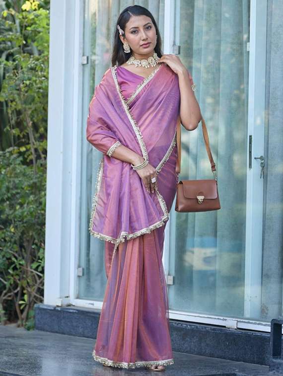 women solid with bordered saree