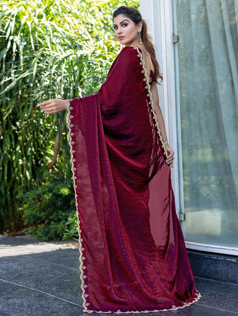 women solid with bordered saree - 22444389 -  Standard Image - 3
