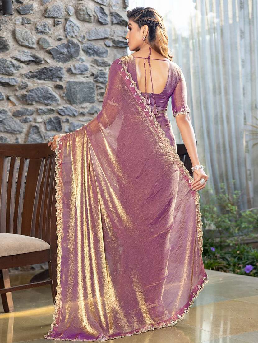women solid with bordered saree - 22444394 -  Standard Image - 3
