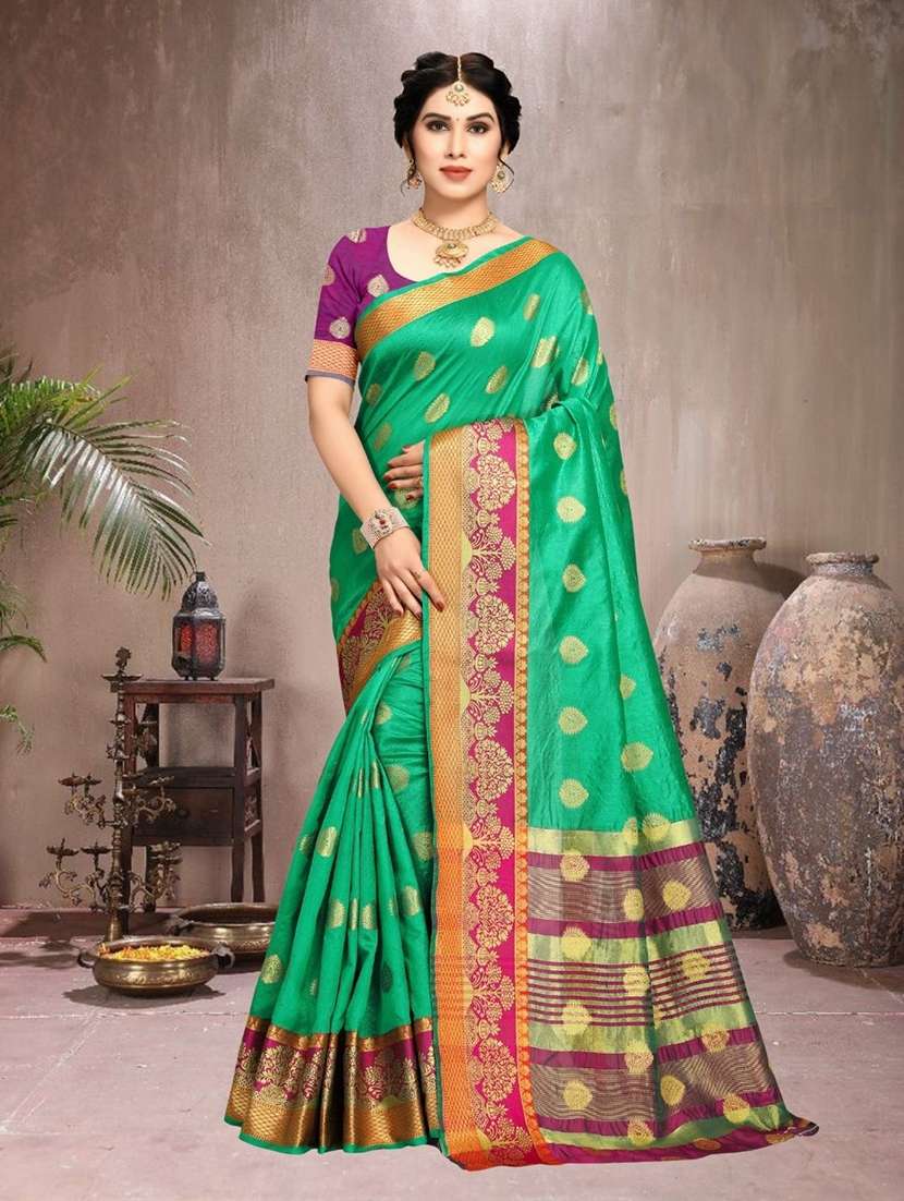 women self design banarasi saree